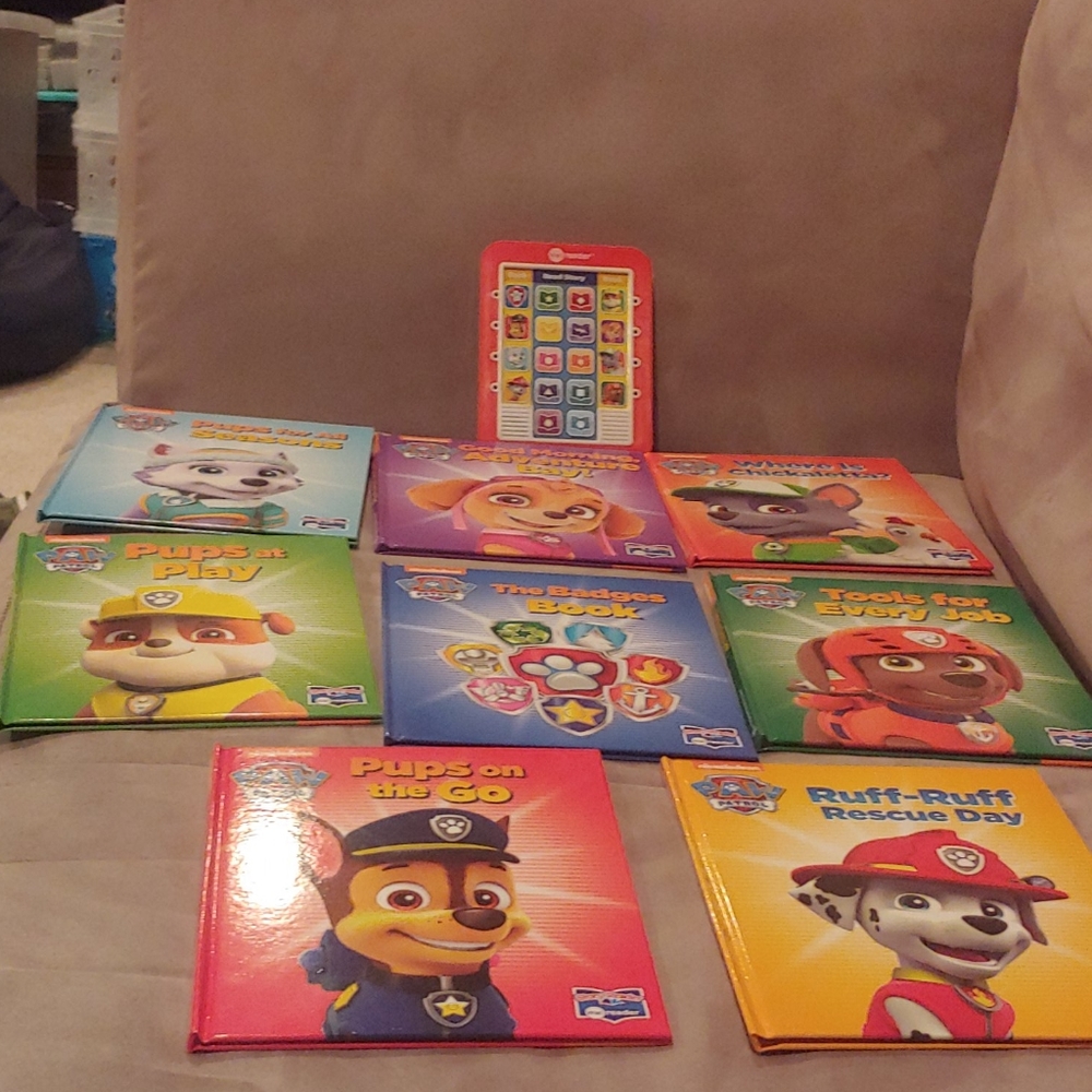 Paw Patrol Electronic Reader with 8 books